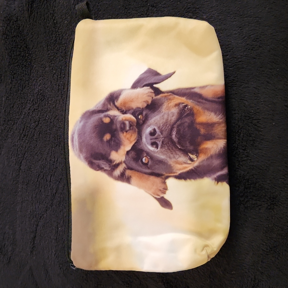 NEW- Cosmetic Bag, Storage Bag - Dogs - Picture 4 of 4